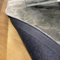 rechteckige-teppiche-kymo-teppich-obsidian-in-verschiedenen-grautoenen-aus-neuseelandwolle-tencel-6