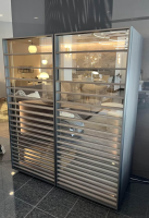 Molteni & C - Barschrank Horizons Eiche Graphit Türen Stops Glas Rückwand Marmor Calacatta Weiß Grau Inklusive Beleuchtung - 2
