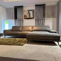 Natura - Ecksofa Redington Leder Montana Grey Grau Füße Metall Schwarz - 5