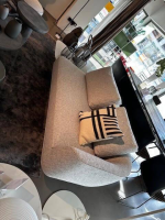 Wittmann - Sofa Andes Stoff G Fynn Grigio Grau Füße Messing Satin Matt Ablage Marmor Carrara White Weiß Mit Rückenkissen - 3