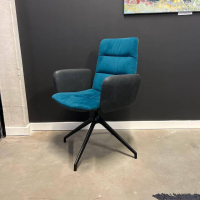 KFF - Stuhl Arva Light Außen Leder Sauvage Anthrazit Innen Stoff Seven Petrol Blau 4 Fuß Sterngestell Schwarz - 4