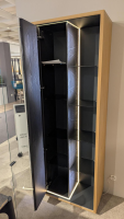 Voglauer - Vitrine V-Aura Eiche Geölt Akzent Lärche Schwarz mit Beleuchtung - 6