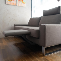 2-sitzer-sofas-ip-design-sofa-jon-edwards-bodenfrei-stoff-burton-taupe-mit-kopfstuetze-378-01-50142-5