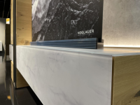Voglauer - Wohnwand TE Vtektura TEV248 L W W Wildeiche Rustiko Schwarz Geölt Abdeckplatte Glas Firneis White Weiß - 3