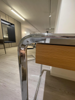 Tecta - Schreibtisch Olique K2D Eiche Furniert Gestell Stahlrohr verchromt - 2