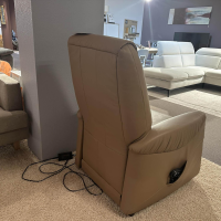 himolla - Ruhesessel 9964 Leder Torro Noir 71 Braun Füße Schwarz Inklusive Aufstehhilfe - 7