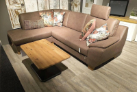 Ponsel - Ecksofa Livingston Stoff 0877 19 Braun Fuß Eiche Geölt Inklusive Kissen - 2