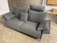 Erpo - Garnitur Modena 220 Stoff Prairie 2022.78 Grau Füße Chrom 2 Sofas 1 Sessel 1 Hocker - 4