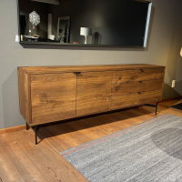 Janua - Sideboard SC 21 Eiche Geräuchert Natur Geölt Oberfläche Gebürstet Fußgestell Aluminium Tiefschwarz - 8