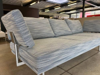 3-sitzer-sofas-walter-knoll-sofa-living-platform-stoff-lila-741-blau-gestell-stahl-velourmatt-3