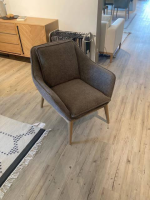 Natura - Sessel Karasu Posh Stoff 2 Catch Me 04 Grau Braun Gestell Massivholz - 6