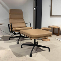 Vitra - Relaxsessel Soft Pad EA222 Leder Premium F Ocker 62 Hellbraun Gestell Metall Tiefschwarz Pulverbeschichtet Inkl. Hocker - 2