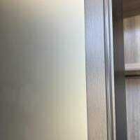 Molteni & C - Ankleide Gliss Master Korpus Böden Rückwand aus Zirbelkiefer Silber mit Beleuchtung - 16