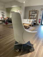 Paul Lindberg - Relaxsessel Luci - PL Leder Runner 9110 Weiß Gestell Edelstahl - 5