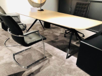 Renz - Schreibtisch Star Eiche Hell Lack Schwarz Untergestell Schwarz Mit Separatem Container - 2