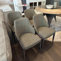 Molteni & C - 4er-Set Stuhl Chelsea Stoff Wait WE742 Olivia Grau Gestell Eiche Graphit Grau - 4