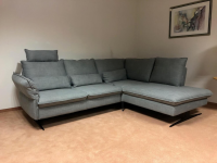 Carina - Ecksofa Modell 1043 Stoff Picasso Stone Grau PG 3 mit Kopfstütze und Nierenkissen - 3