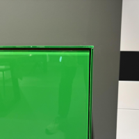 Scholtissek - Sideboard Novus 3-Türig Glas Hochglanz Reingrün Grün Korpus Knorrige Eiche - 3