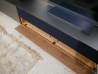 Team 7 - Wohnwand Cubus Pure 18 Nussbaum Massiv Natur Öl Farbglas Schwarz Matt - 3