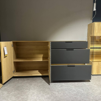 Wöstmann - Sideboard Solana Wildeiche Massiv Soft Gebürstet Front Mattglas Sockel Carbonfarbig Anthrazit - 3