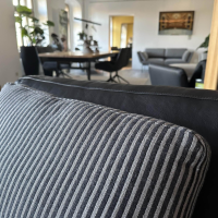 Brühl - Sofa Alba Soft Leder Pearl 5707 10 Schwarz Gestell Winkelfuß Verchromt Inklusive Kissen - 2