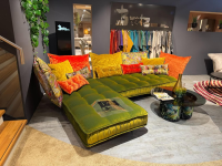 Bretz - Ecksofa Ohlinda Stoff Midsummer Olive Gold Orange Gobelin Grün Gelb Orange - 7