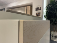 Hülsta - Kommode Multi R Lack Cremeweiß Absetzung Esche Natur Abdeckplatte Glas Cremeweiß - 2