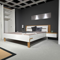 Hülsta - Schlafzimmer Dream Lack Reinweiss Akzent Natureiche Kunstleder Struktur Taupe Grau Griffe Chrom Glänzend - 6