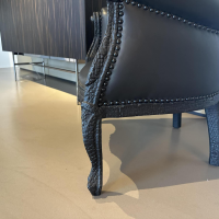 Moooi - Sessel Smoke Chair Leder Schwarz Gestell Rußholz Behandelt Mit Epoxidharz Schwarz - 5