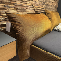Möller Design - Systembett MD13 Stoff Charmelle Cord 52 Rot Braun Holzfuß Schwarz Mit Kopfteil Rose - 3