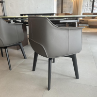 Poltrona Frau - 4er Set Stuhl Archibald Leder Nest Grau Gestell Massivholz Esche Farbig Gebeizt Schwarz Drehbar - 4