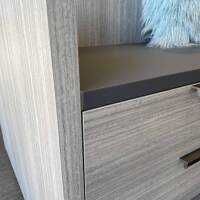 Molteni & C - Ankleide Gliss Master Korpus Böden Rückwand aus Zirbelkiefer Silber mit Beleuchtung - 15