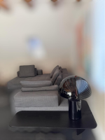 Minotti - Ecksofa Lawrence Clan Stoff Shibuya 15 Fumo Grau Gestell Massivholz mit 2 Eckkonsolen - 7