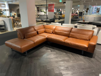 DSign - Ecksofa Dsign Corvo R Leder L155 68 Cognac Braun Kufe Anthrazit Mit Festem Hocker - 9