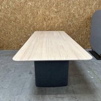 COR - Tisch Ipa Platte Esche Natur Gestell Grau Mit Stoff Bezogen - 4