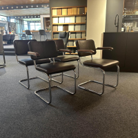 Thonet - 4er-Set Polsterstuhl S32/ 64PV 2x Mit Armlehne, 2x Ohne Armlehne Nappaleder 3 Dunkelbraun Armauflage Nussbaum Geölt Gestell Chrom - 3