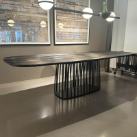 Janua - Esstisch BC07 Basket Platte Lärche Geköhlt Braun Gestell Metall RAL9005 Tiefschwarz Schwarz - 4