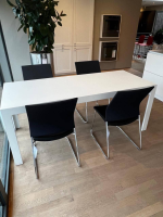 Bacher - 4er-Set Stuhl Bow Sitz Leder Schwarz Rücken Strickstoff Schwarz Anthrazit Gestell Chrom Hochglanz - 4