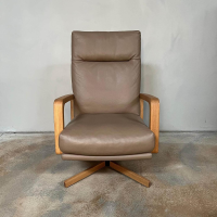 Signet - Sessel Gin Leder Prestige Walnuss Braun Gestell Eiche Massiv Geölt Inklusive Hocker - 2