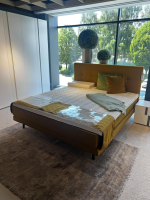 Delux Production OÜ - Boxspringbett Akador Night Laura Stoff Page 06 Mustard Gelb Füße Holz Schwarz - 6