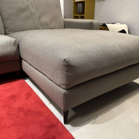 Artanova - Ecksofa Xenia Stoff U3471 Q2 Grau Taupe Füße Metall Schwarz - 6