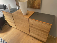 Scholtissek - Anrichte Tratum Knorrige Eiche Natur Geölt Und Glas Dunkelgrau Matt - 9