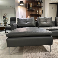 Artanova - Ecksofa Dyo Leder L3162G Silky Grau Fuß Aluminium Matt Gebürstet Mit Wendekissen - 8