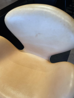 Fritz Hansen - Stuhl Swan Chair Pure Leather Leder Natur Beige Gestell Vergoldet Drehbar - 5