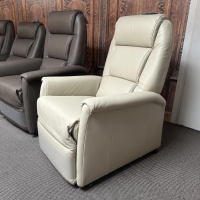 himolla - Relaxsessel 9773 Cumulus Quartett Leder 75 Torro Porzel Beige Füße Rollen Schwarz Mit Aufstehhilfe - 2