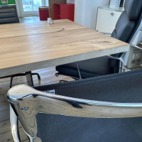 Alias - Konferenzstuhl Meetingframe Polyesternetzgewebe Schwarz Drehgestell Aluminium Verchromt - 3