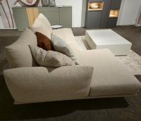 Calia Italia - Ecksofa Dragees Stoff Flash Dance Strech 202 Sabbia Beige Fuß Metall Graubraun Ricamo Inklusive Kissen - 7