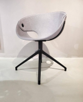 einzelstuehle-tonon-armchair-fl-t-stoff-x16-mud-grau-gestell-schwarz-lackiert-413-03-91438-5