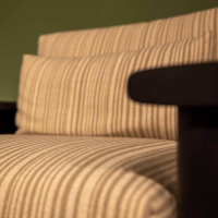 Poliform - Sessel Ketch Outdoor Stoff Ghibli Sabbia Beige Grau Gestell Iroko Schwarz Gebeizt Inklusive Kreuzstütze - 2