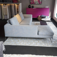 3-sitzer-sofas-cor-ecksofa-mell-lounge-stoff-8151-grau-taubenblau-gestell-metall-mit-rueckenkissen-9
